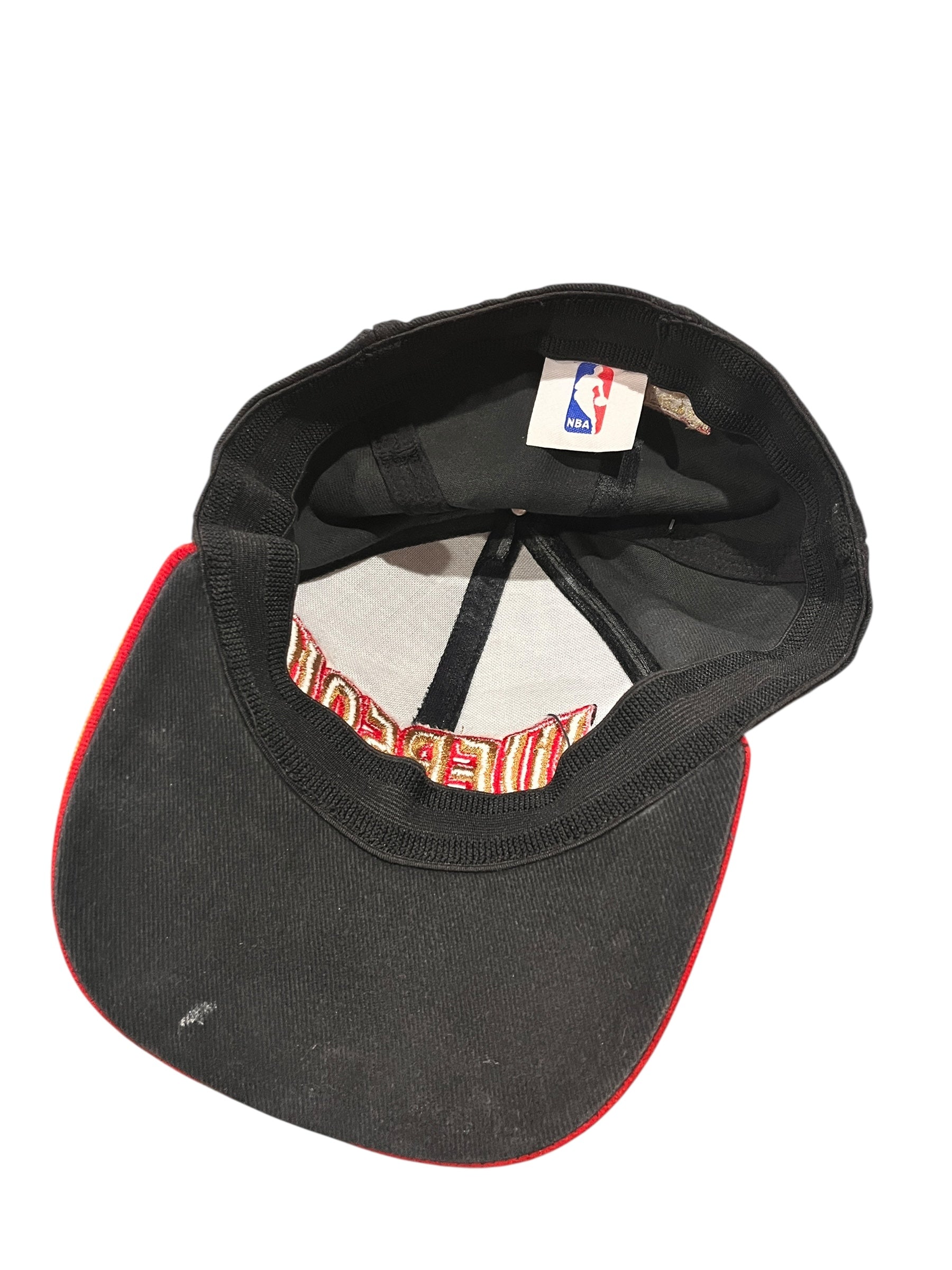 Vintage Allen Iverson Philadelphia 76ers Hat, Flexfit